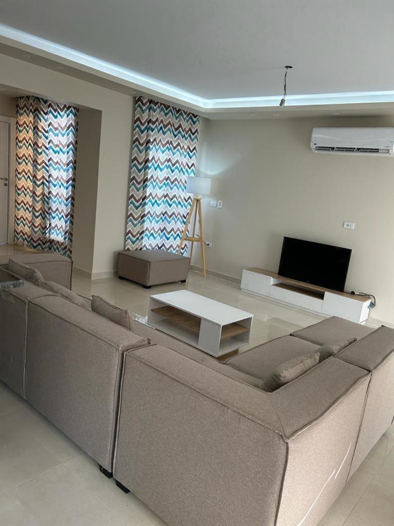 4Bedroom Villa In Pharos In Mountain View 98 B زاوية العوامة المظهر الخارجي الصورة